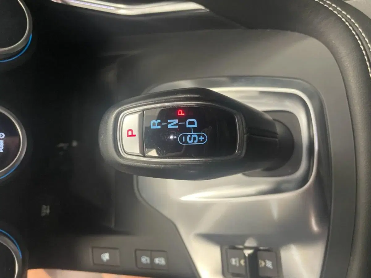Jaguar E-Pace usata a Palermo (10)