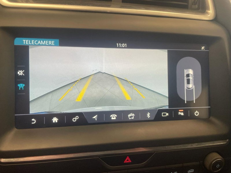 Jaguar E-Pace usata a Palermo (13)