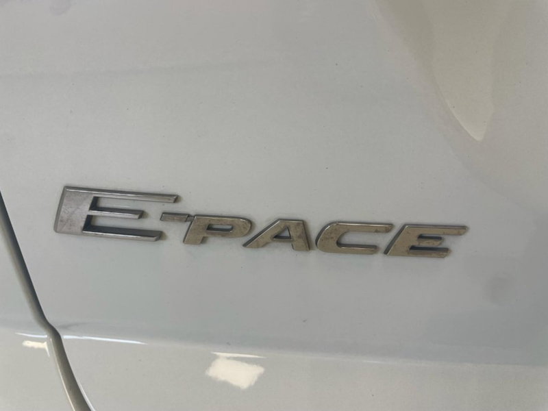 Jaguar E-Pace usata a Palermo (19)