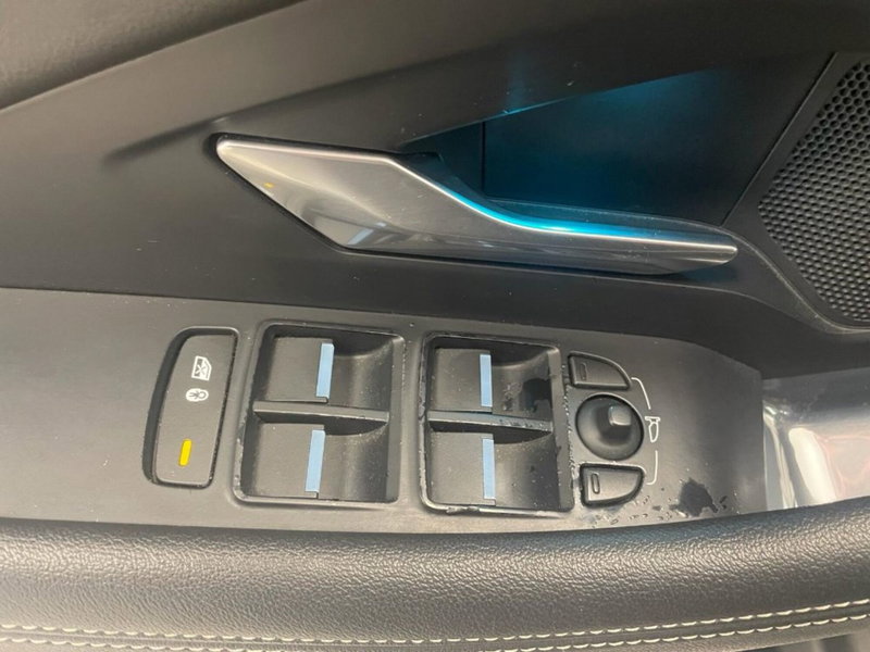 Jaguar E-Pace usata a Palermo (4)