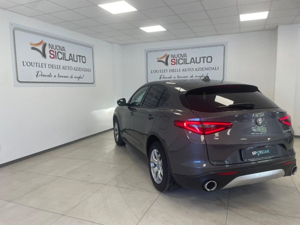 Alfa Romeo Stelvio usata a Palermo (9)