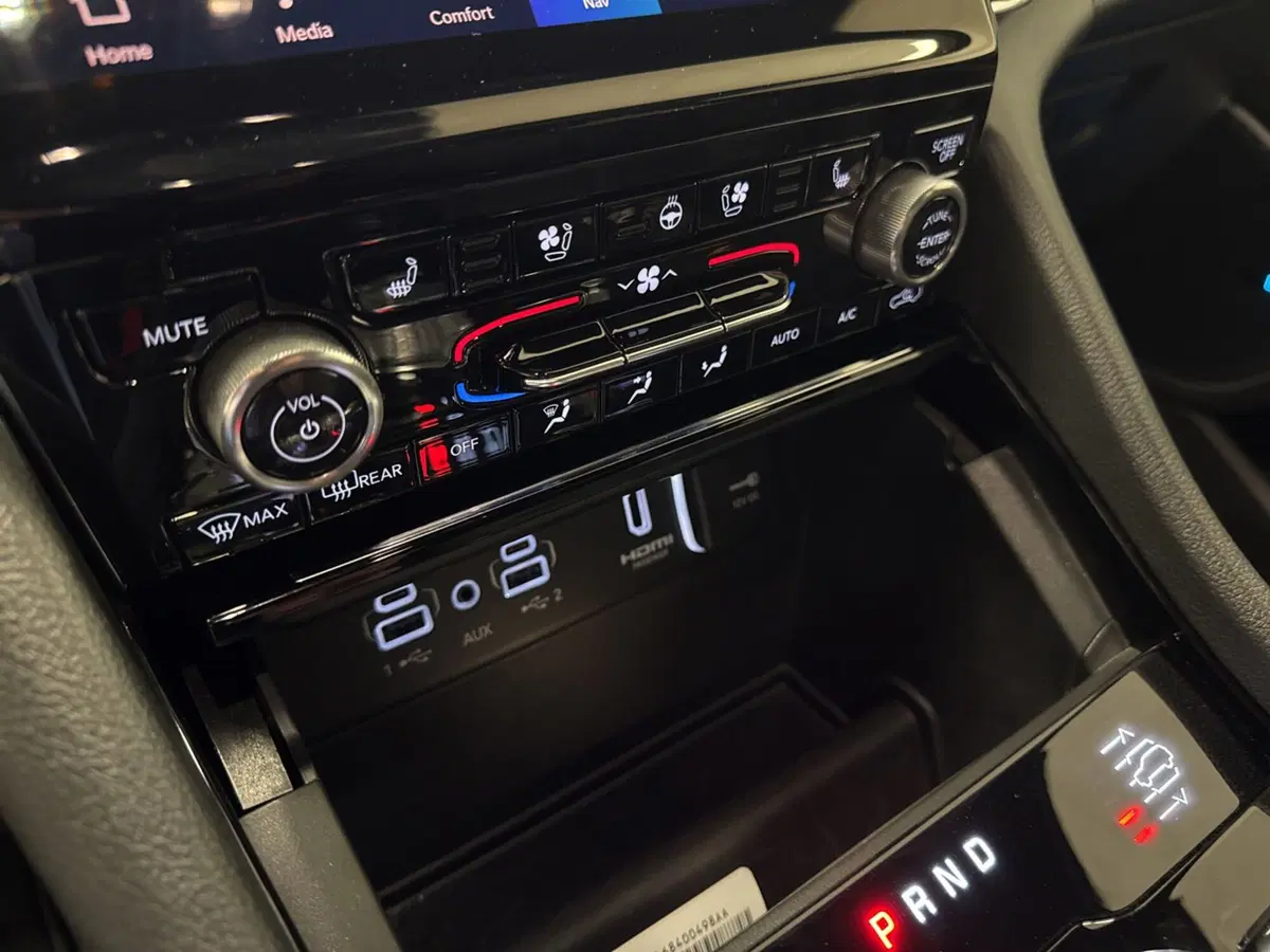 Jeep Grand Cherokee usata a Palermo (16)