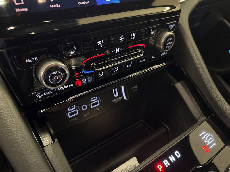 Jeep Grand Cherokee usata a Palermo (16)