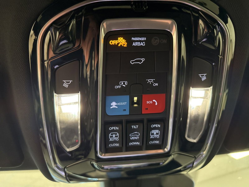 Jeep Grand Cherokee usata a Palermo (19)