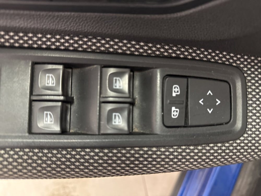 Dacia Sandero usata a Palermo (3)