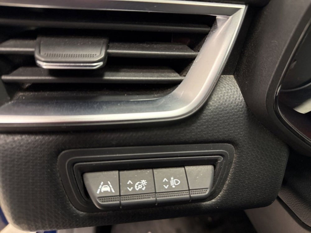 Renault Clio usata a Palermo (10)