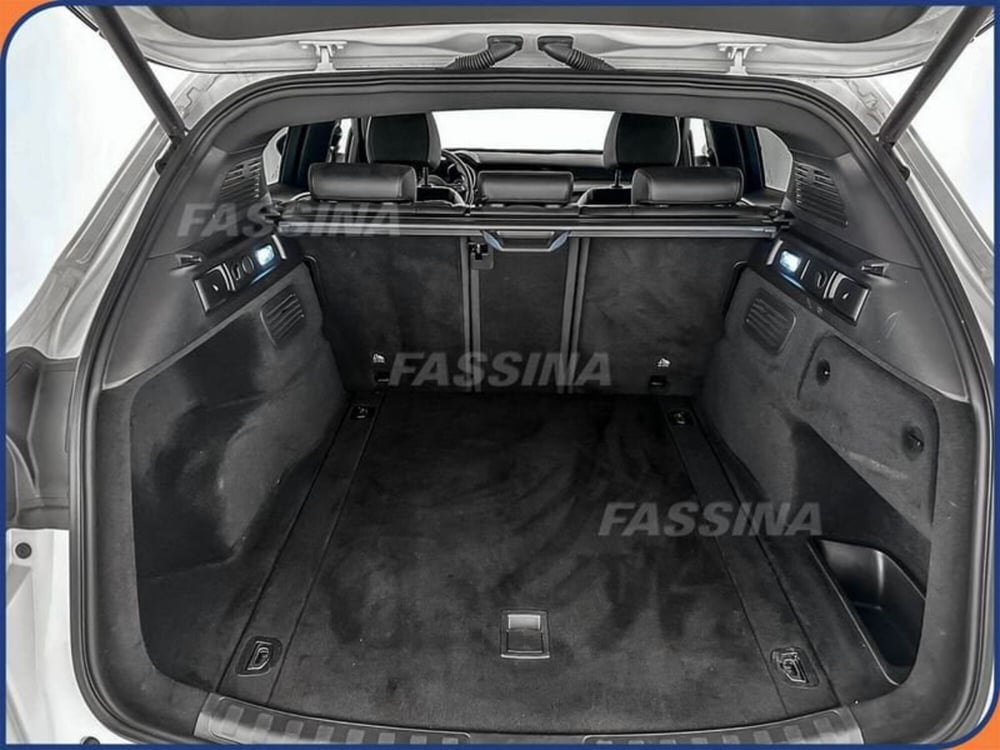Alfa Romeo Stelvio usata a Milano (11)