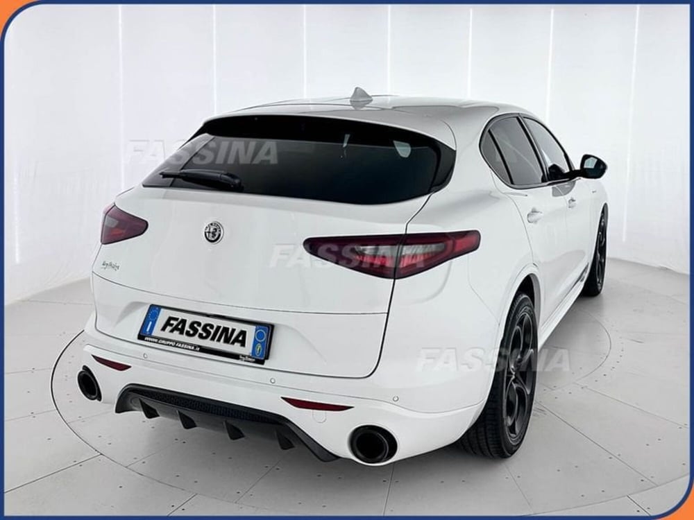 Alfa Romeo Stelvio usata a Milano (6)
