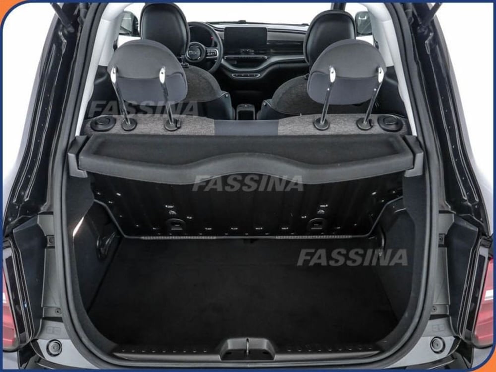 Fiat 500e usata a Milano (11)