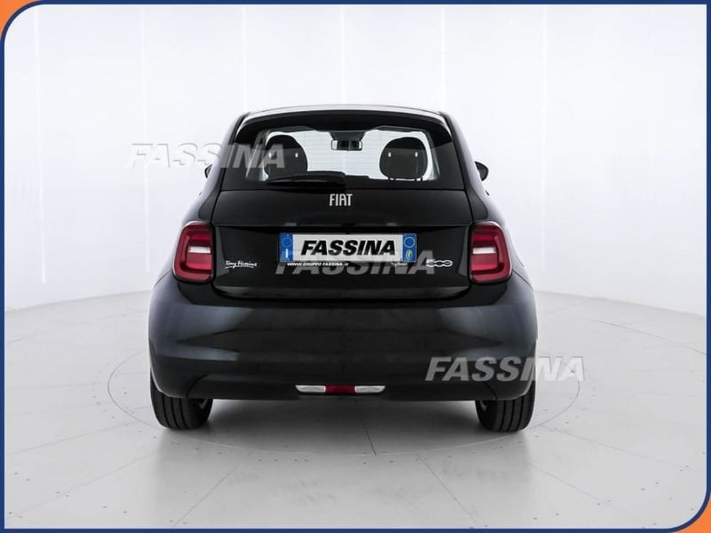 Fiat 500e usata a Milano (5)