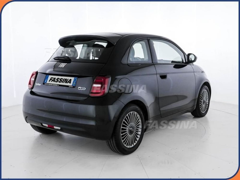 Fiat 500e usata a Milano (6)