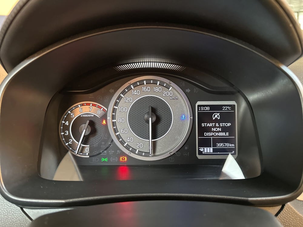 Suzuki Ignis usata a Vercelli (10)