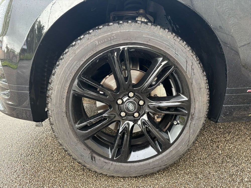 Land Rover Range Rover Velar usata a Salerno (9)