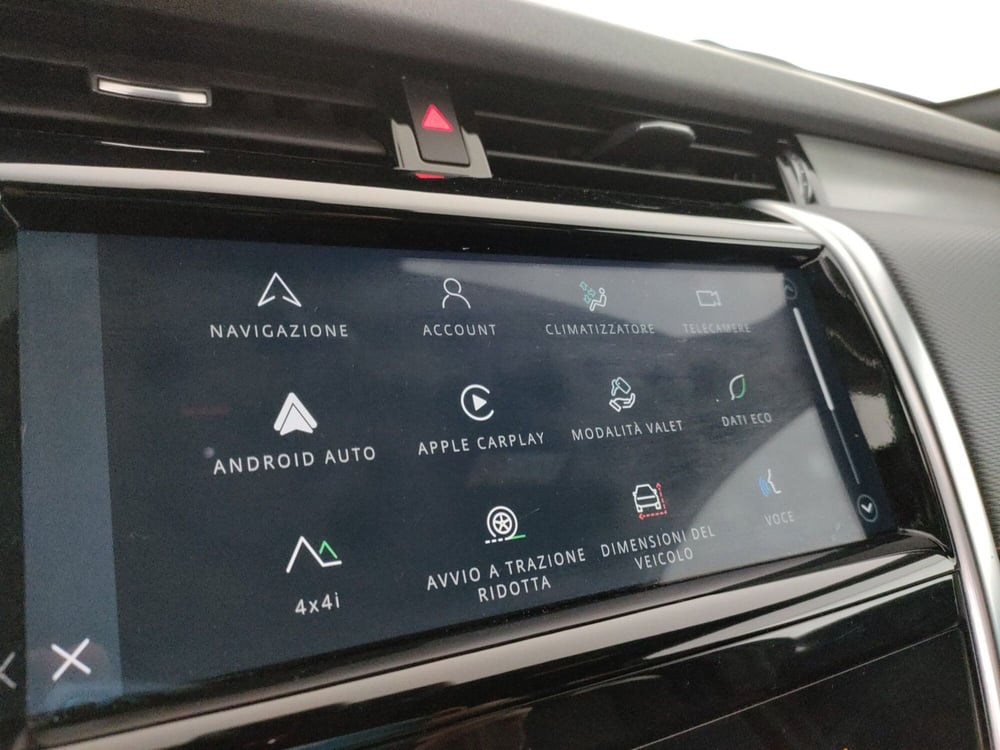 Land Rover Discovery Sport usata a Milano (13)