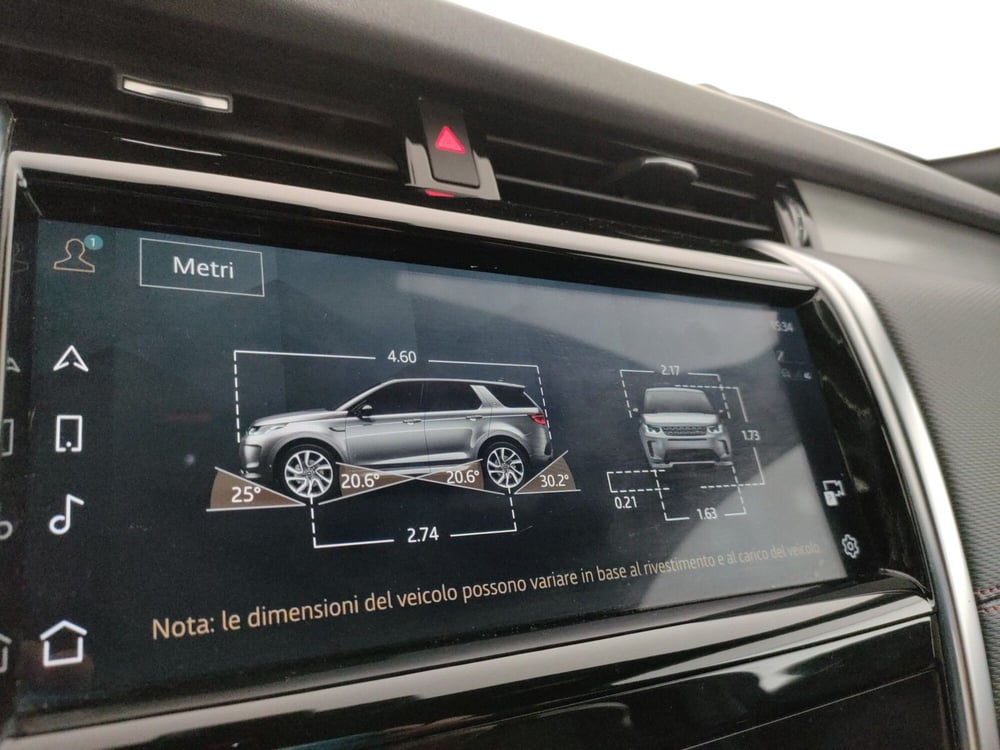 Land Rover Discovery Sport usata a Milano (15)