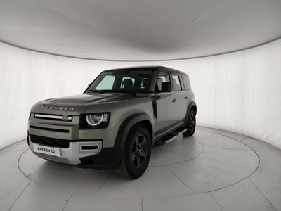 Land Rover Defender 110 3.0D I6 200 CV AWD Auto S del 2021 usata a Milano