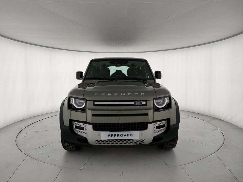 Land Rover Defender usata a Milano (8)