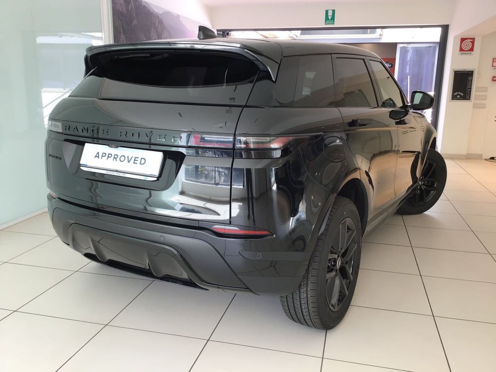 Land Rover Range Rover Evoque nuova a Genova (2)