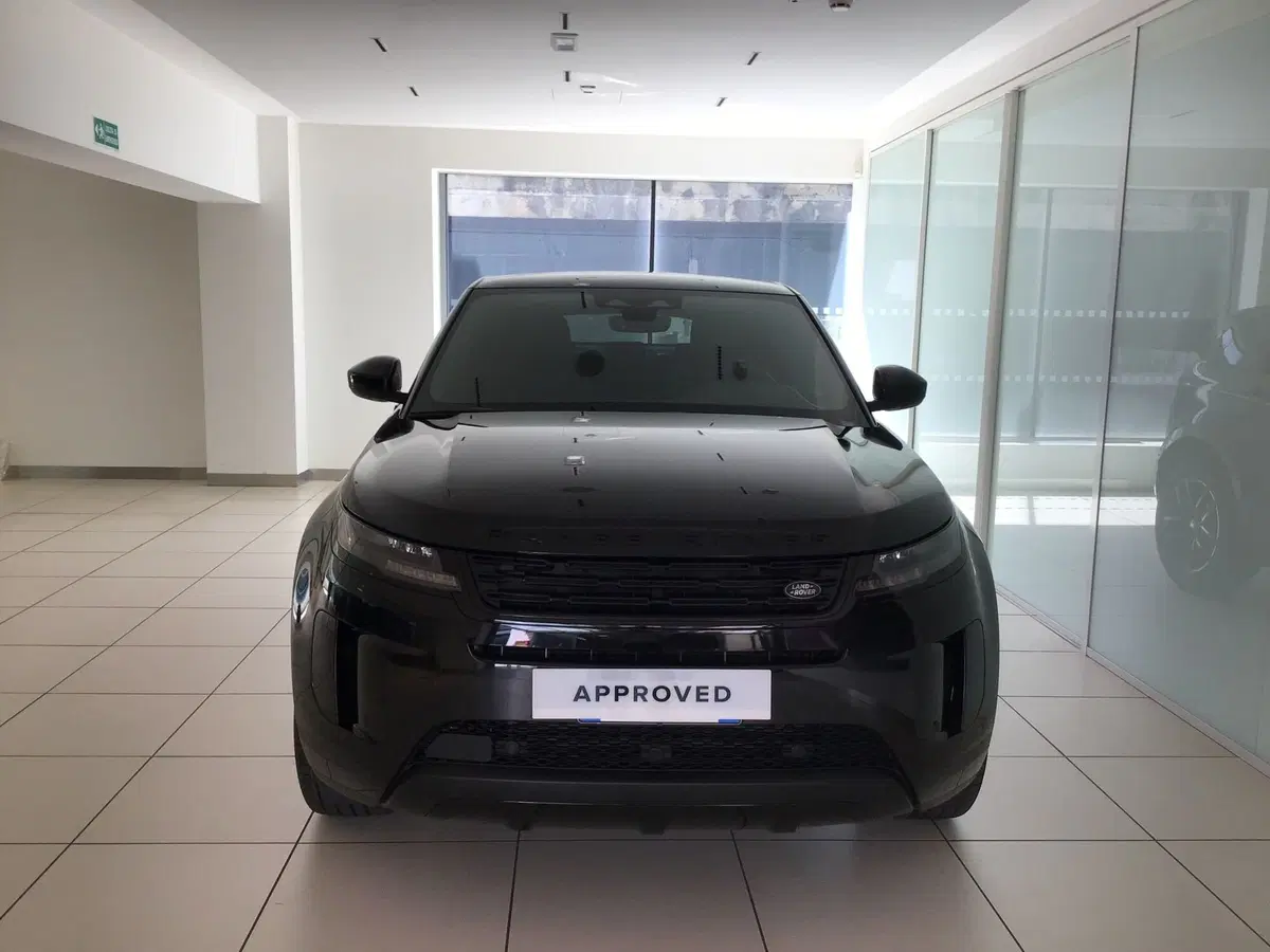 Land Rover Range Rover Evoque nuova a Genova (7)