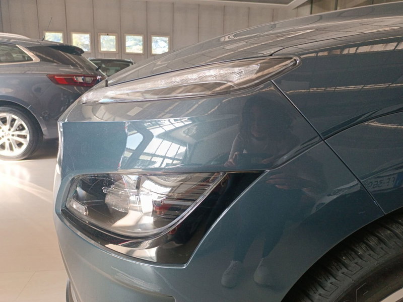 Hyundai Kona usata a Latina (12)