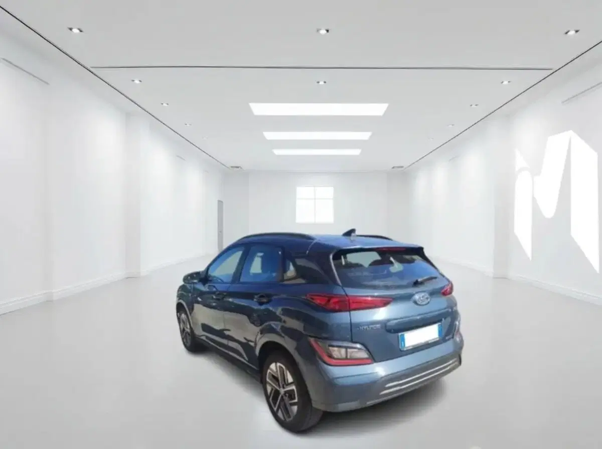 Hyundai Kona usata a Latina (4)