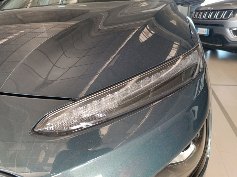 Hyundai Kona usata a Latina (9)