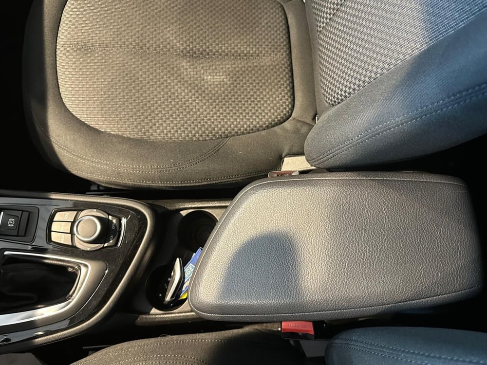 BMW Serie 2 Active Tourer usata a Milano (18)