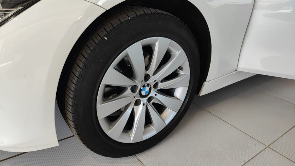BMW Serie 3 Touring usata a Milano (11)