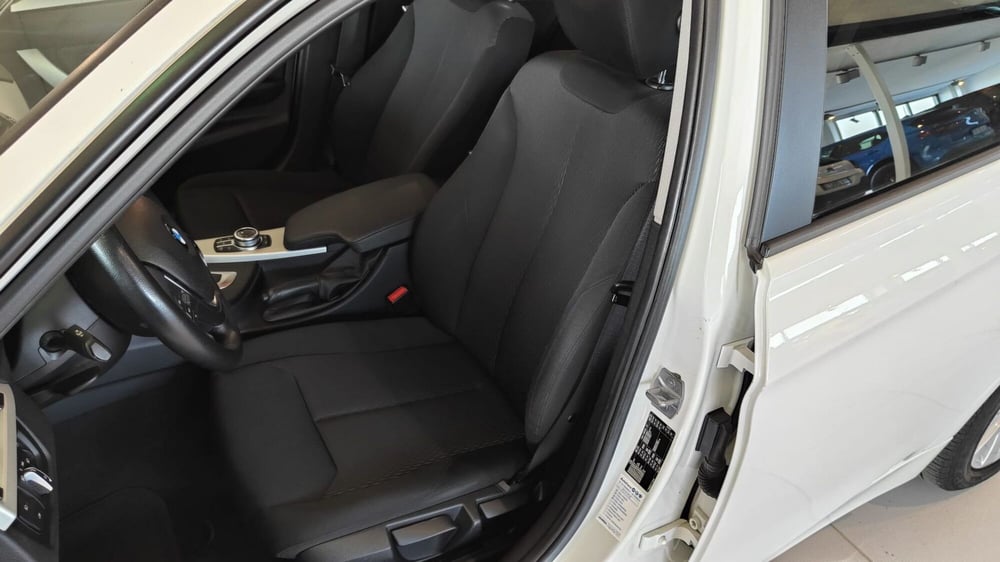 BMW Serie 3 Touring usata a Milano (12)