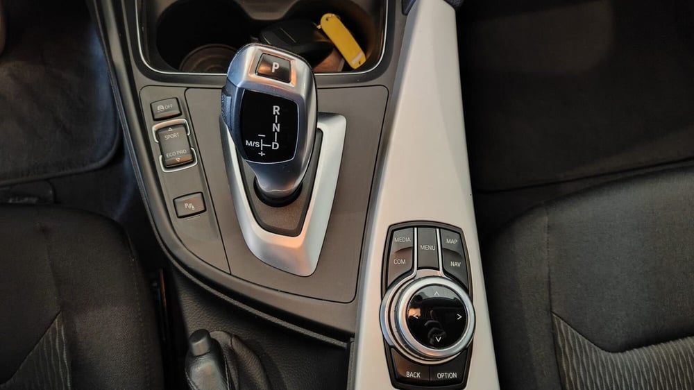 BMW Serie 3 Touring usata a Milano (17)