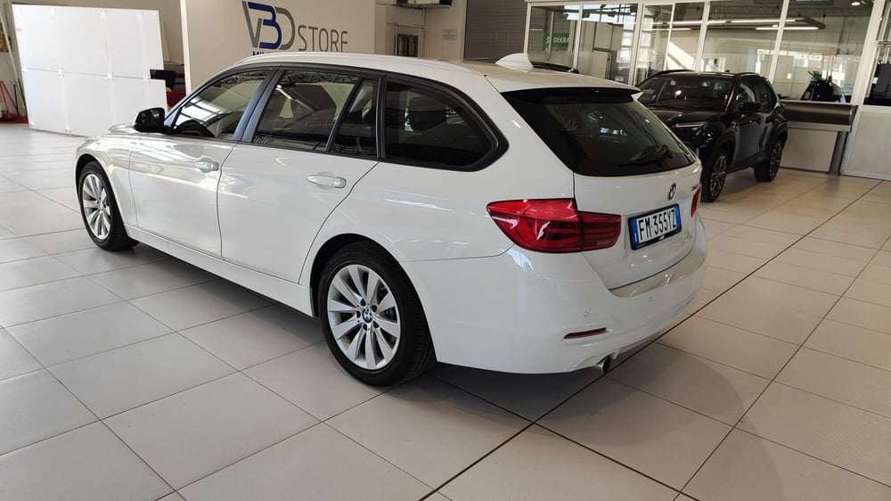 BMW Serie 3 Touring usata a Milano (3)