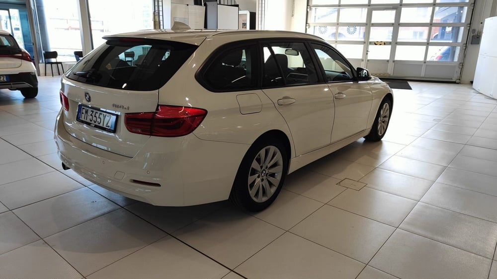 BMW Serie 3 Touring usata a Milano (5)