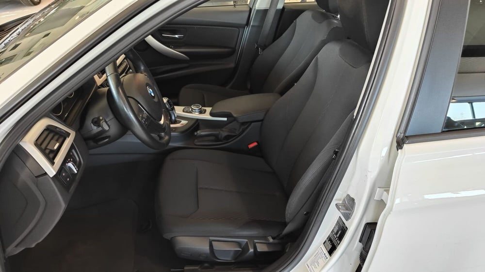 BMW Serie 3 Touring usata a Milano (9)
