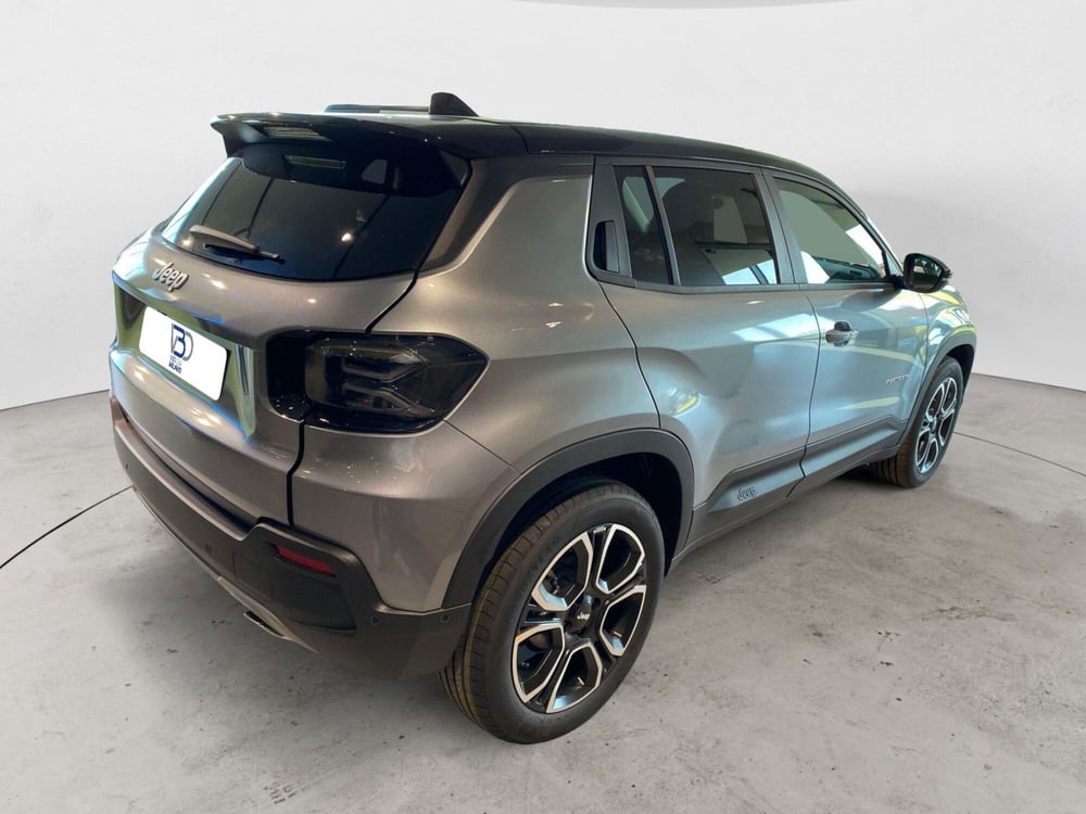 Jeep Avenger nuova a Milano (4)