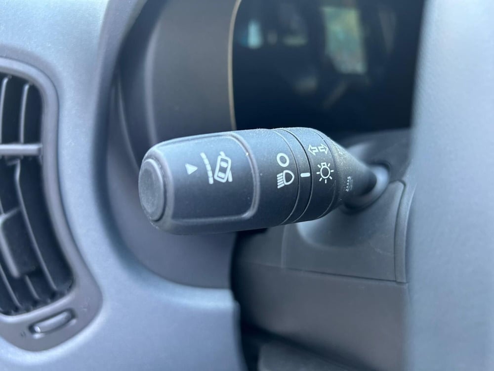 Fiat Panda Cross nuova a Milano (13)