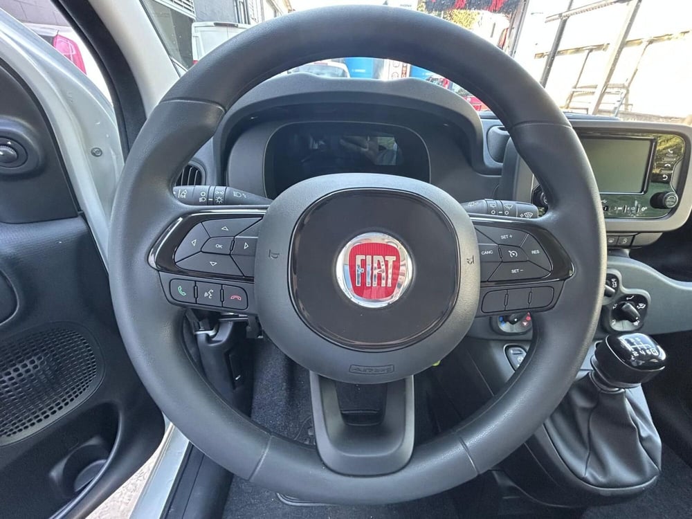 Fiat Panda Cross nuova a Milano (9)