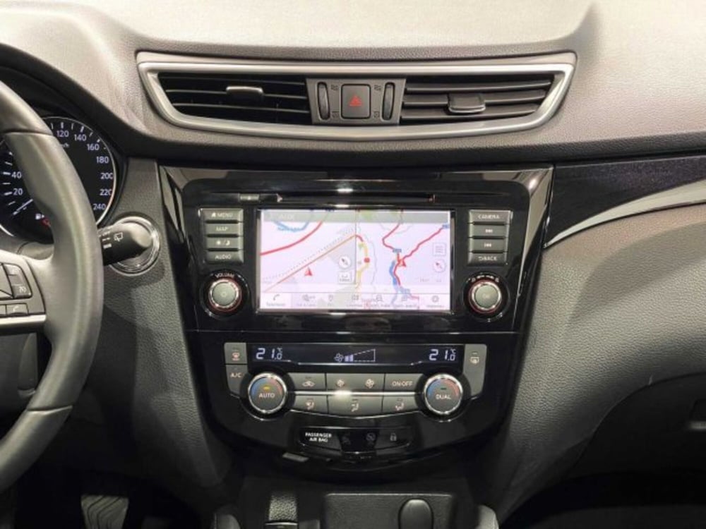 Nissan Qashqai usata a Sondrio (14)