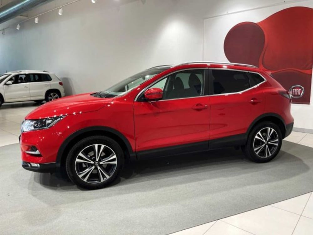 Nissan Qashqai usata a Sondrio (2)