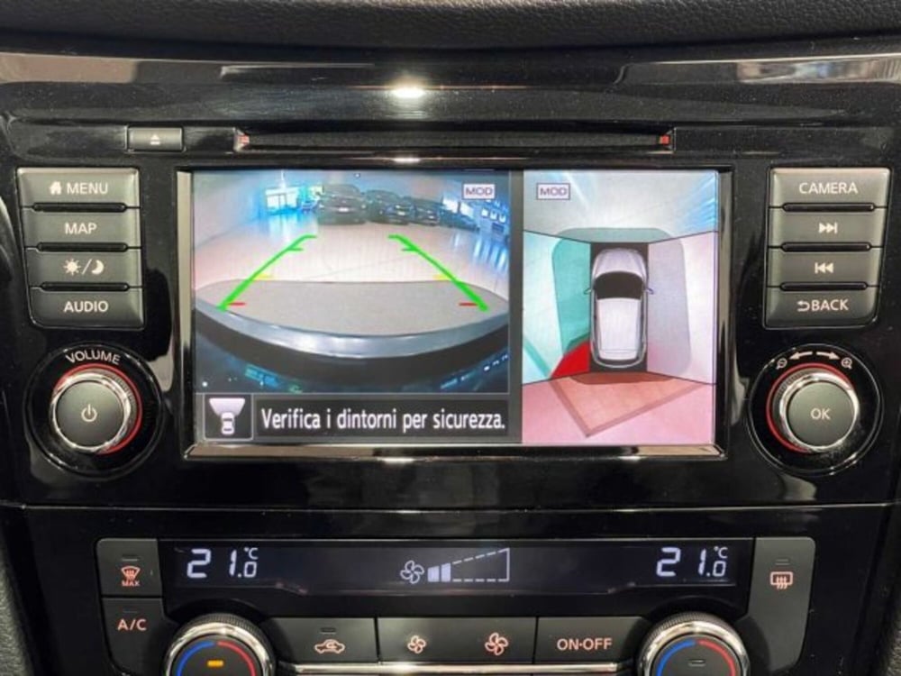 Nissan Qashqai usata a Sondrio (20)