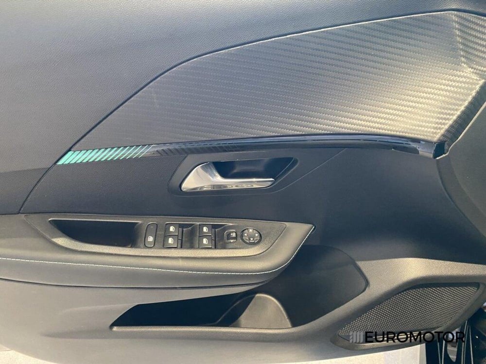 Peugeot 208 usata a Bari (11)