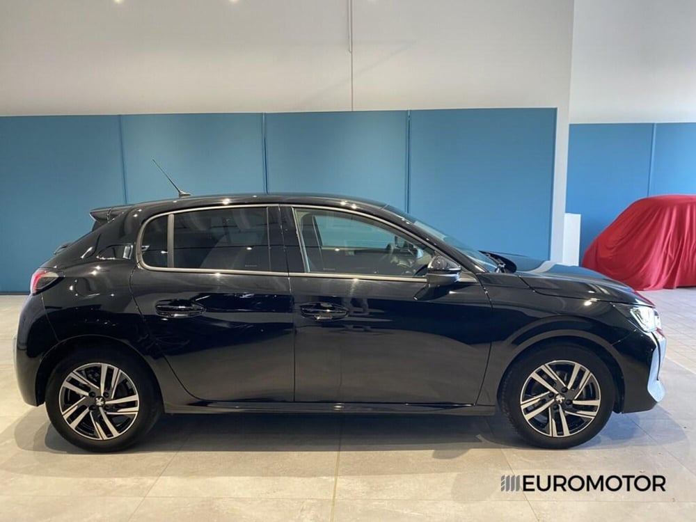 Peugeot 208 usata a Bari (6)