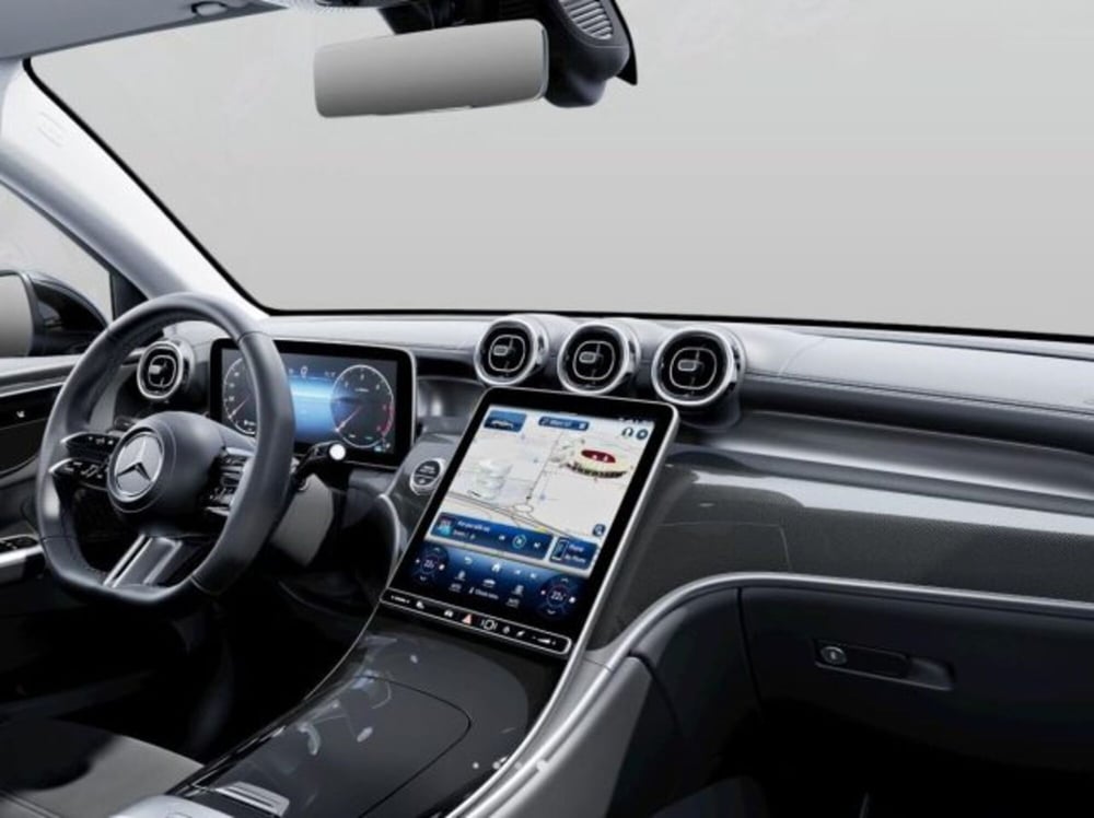 Mercedes-Benz GLC nuova a Verona (8)