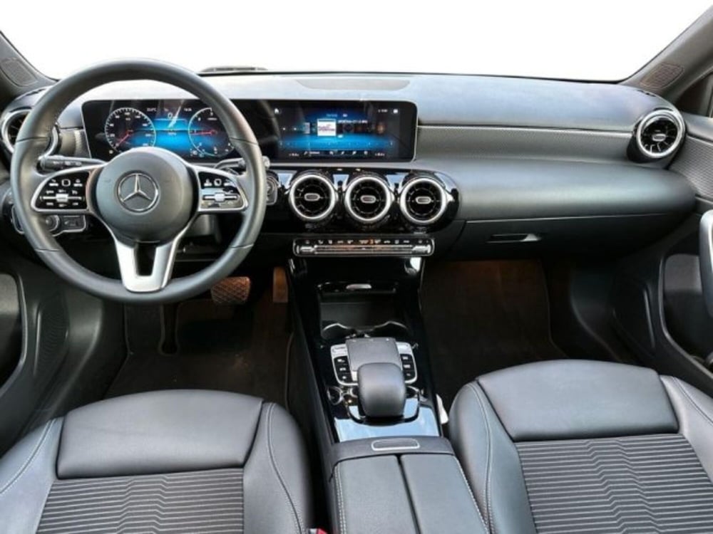 Mercedes-Benz Classe A Sedan usata a Avellino (9)