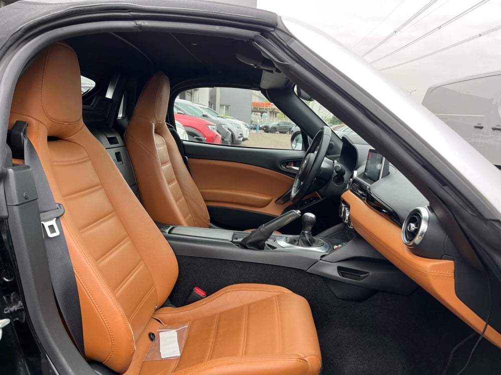 Fiat 124 spider usata a Milano (12)