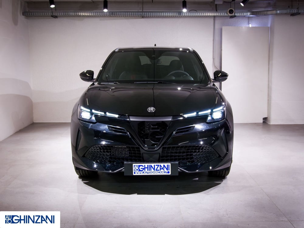 Alfa Romeo Junior nuova a Bergamo (4)