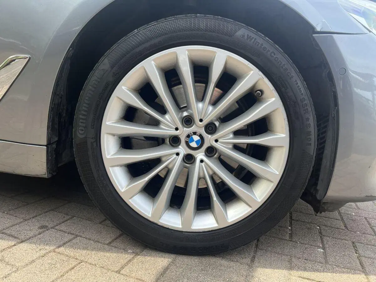 BMW Serie 5 Touring usata a Alessandria (9)