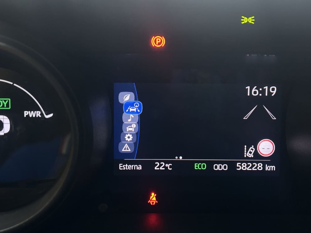 Toyota Yaris usata a Milano (13)