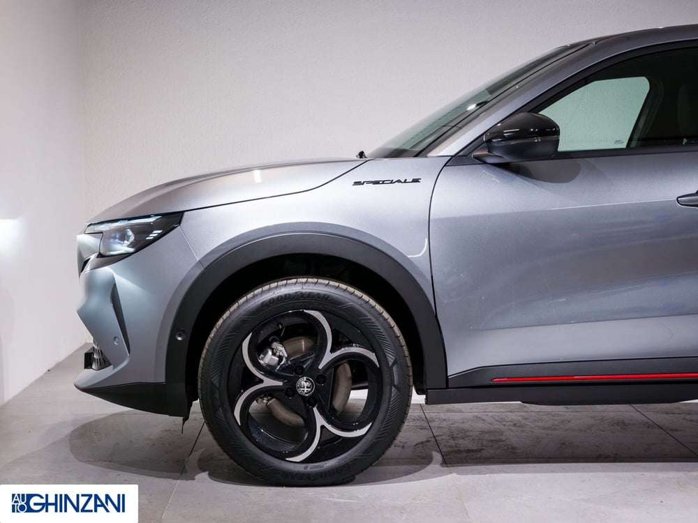 Alfa Romeo Junior nuova a Bergamo (9)