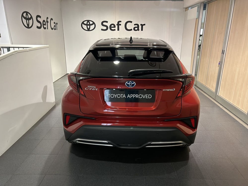 Toyota Toyota C-HR usata a Milano (4)