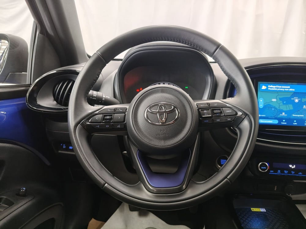 Toyota Aygo X usata a Roma (11)